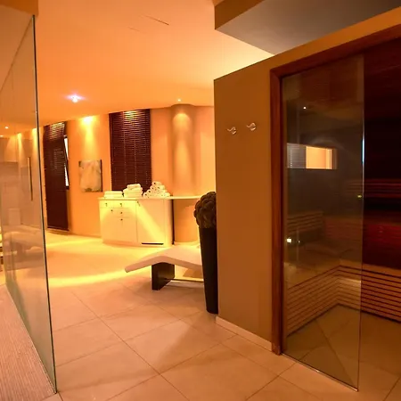 克里斯酒店 酒店 3*