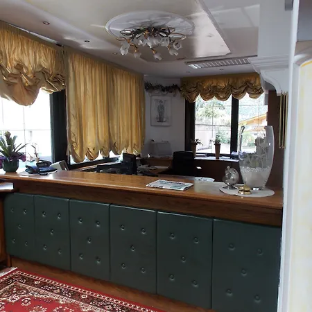 克里斯酒店 酒店 3*