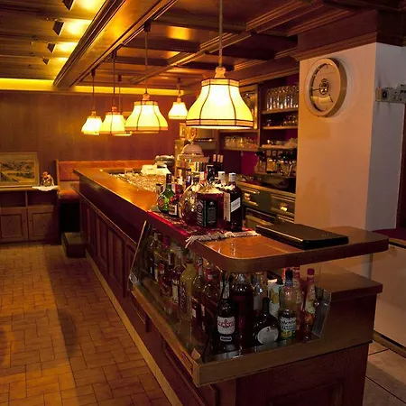 克里斯酒店 3* 博尔扎诺